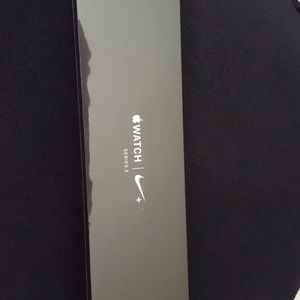 Apple/Nike watch series 3